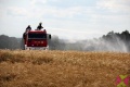 Pożar pola przy drodze do Krzywej