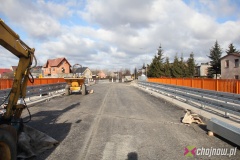 Prace wykończeniowe na Legnickiej. Niedługo pojedziemy nowym mostem [ZDJĘCIA]
