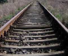 Trzy razy ukradł kolejowe mienie.