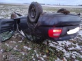 Wypadek na DK94. Samochód na dachu, kierowca w szpitalu