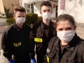 Gmina Chojnów: Strażacy rozwożą maseczki