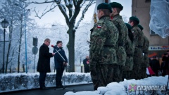 Cześć i chwała bohaterom!