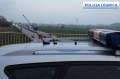 Pijany kierowca spowodował kolizję na A4. Porzucił pojazd i uciekł gubiąc spodnie