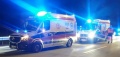 W czasie transportu karetką zaatakował ratownika medycznego