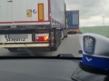 Pojazdem ciężarowym zablokował korytarz życia